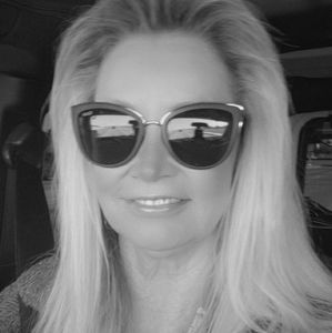 Meet your Posher, Shellie